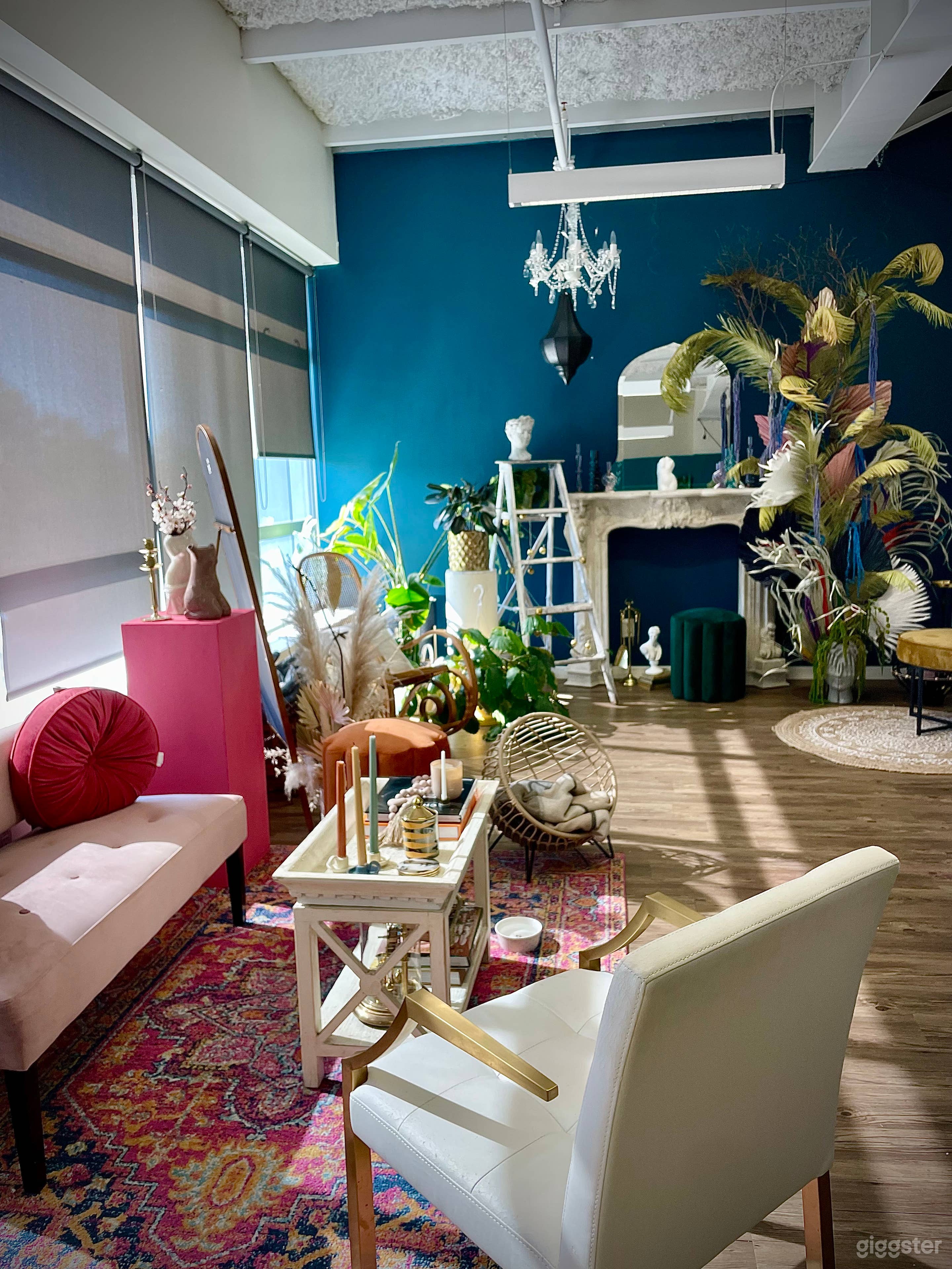 Creative & Colourful Loft Studio for all creators Photo 2