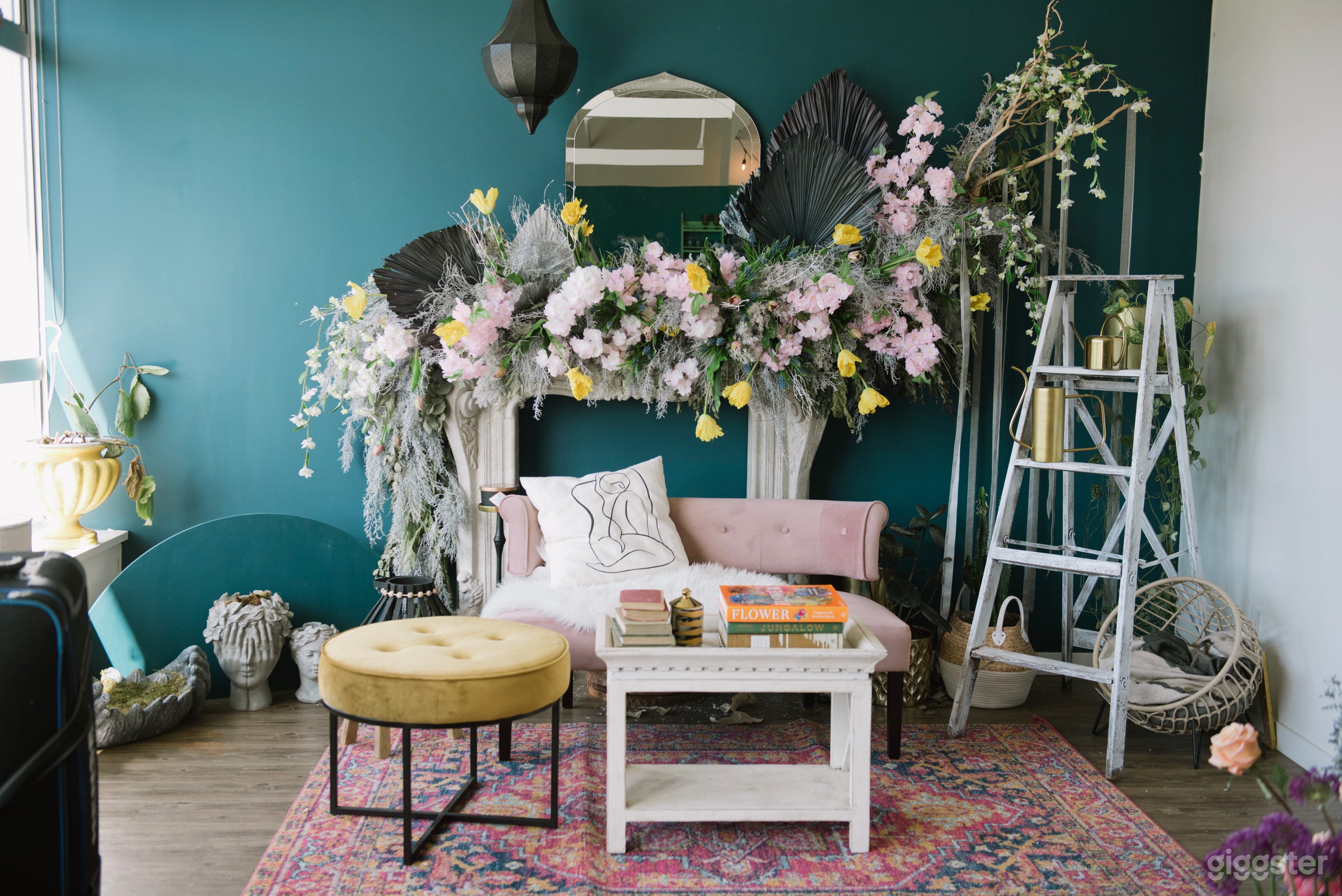 Creative & Colourful Loft Studio for all creators Photo 1