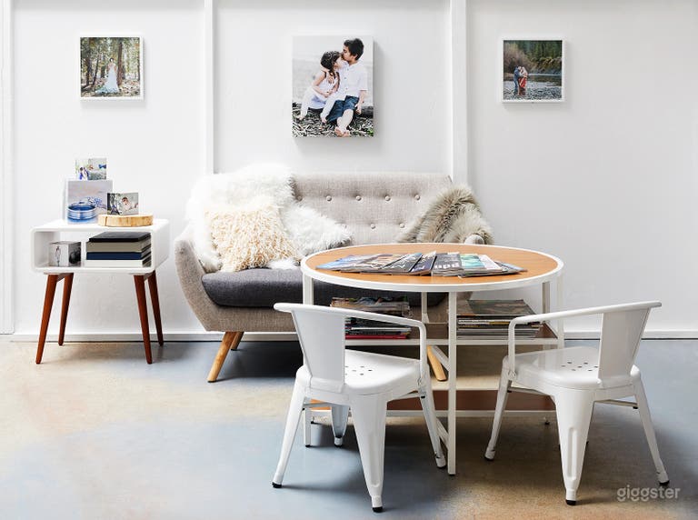  Photo Studio with Skylights 