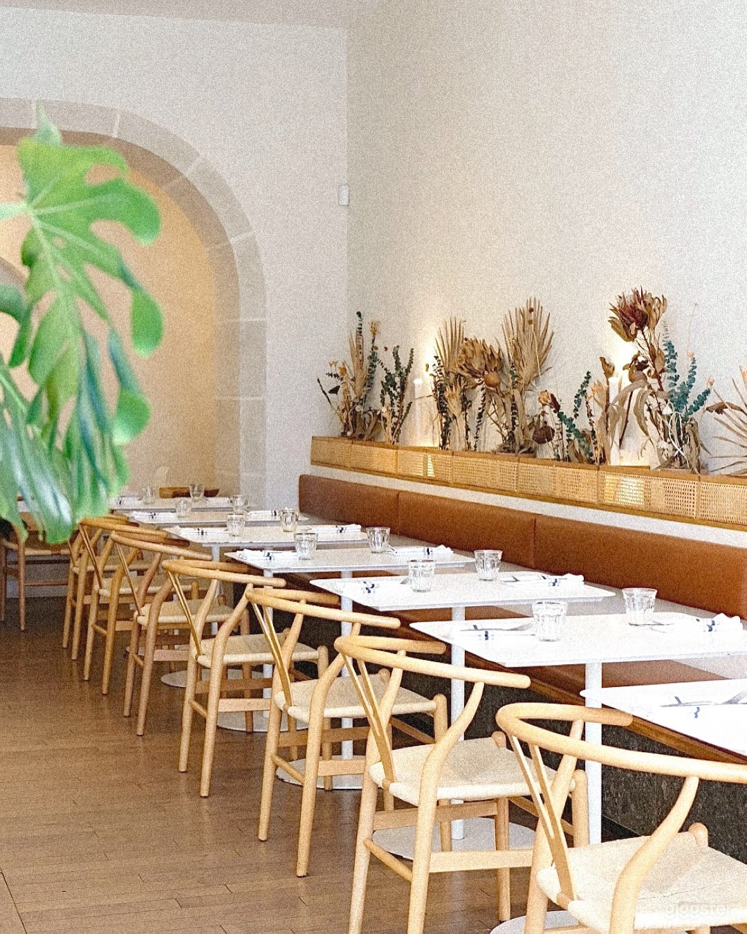 Unique Event Space with Botanical Charm Photo 2