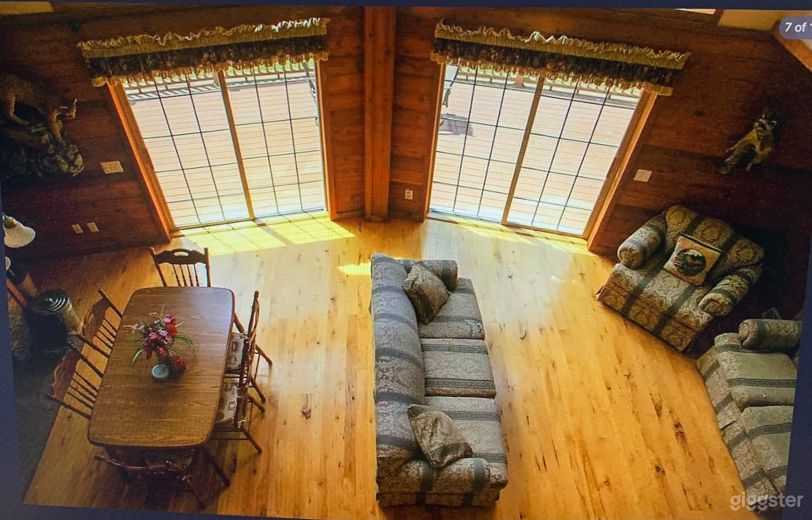 Cabin in the Woods Photo 4