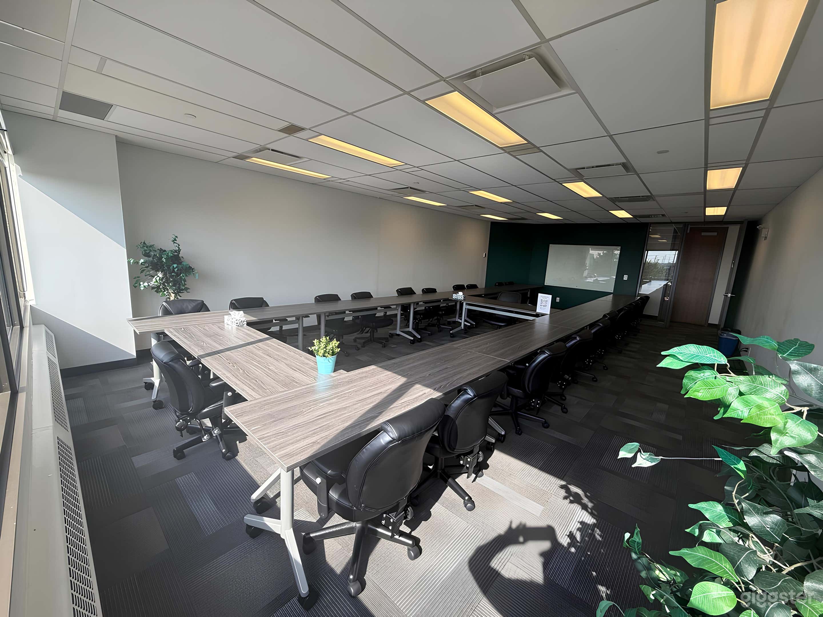 Comfortable Meeting Room for 24 (Room #17) Photo 2