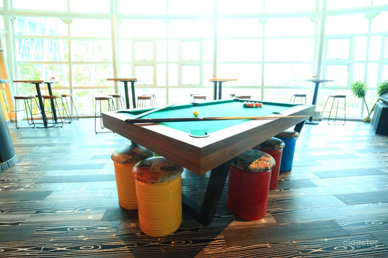  Pool Table 
