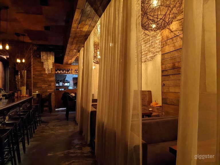  Romantic Wine Bar and Restaurant  