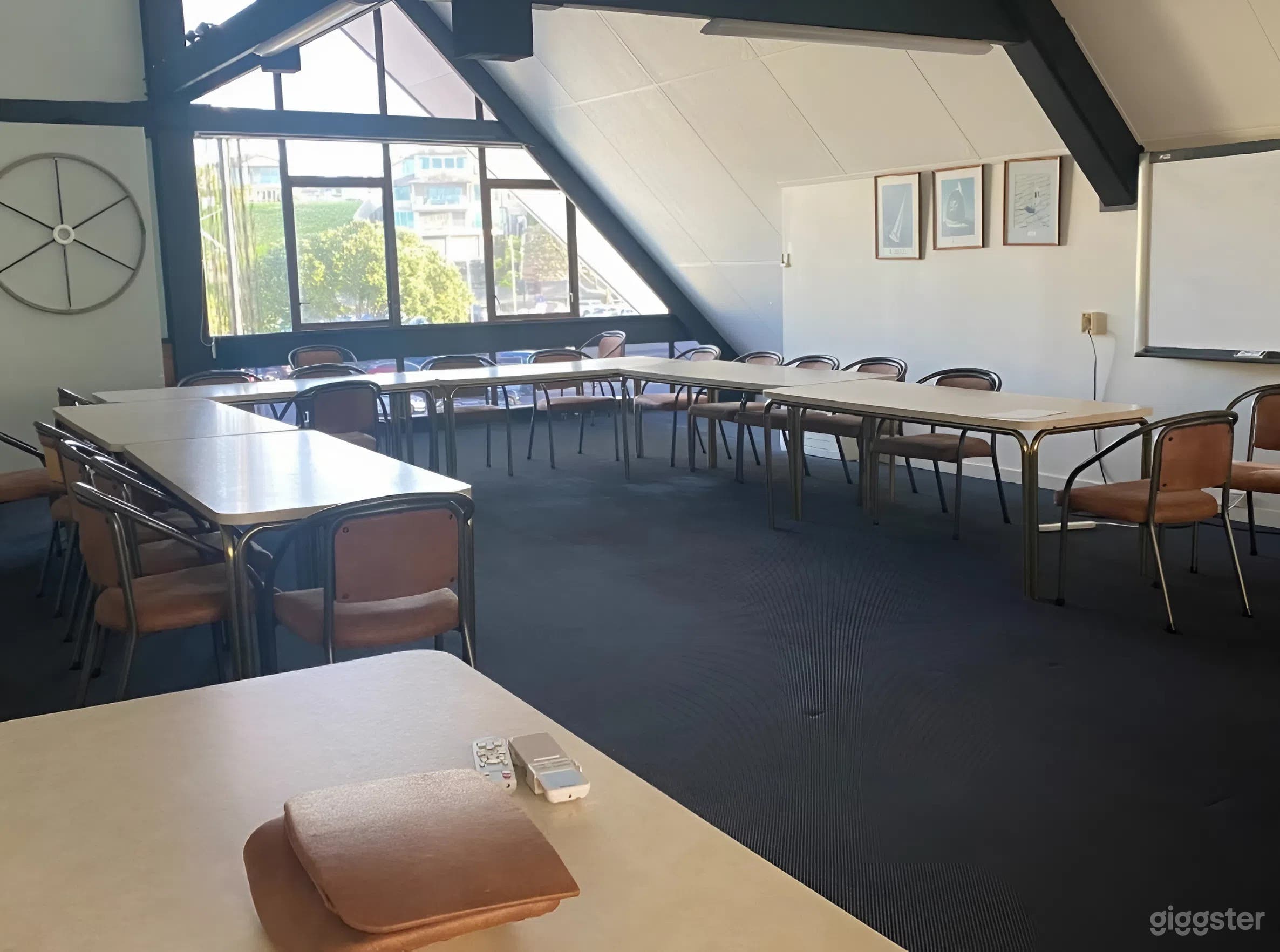 The Executive Conference Room - Meetings & Corporate Events Photo 4