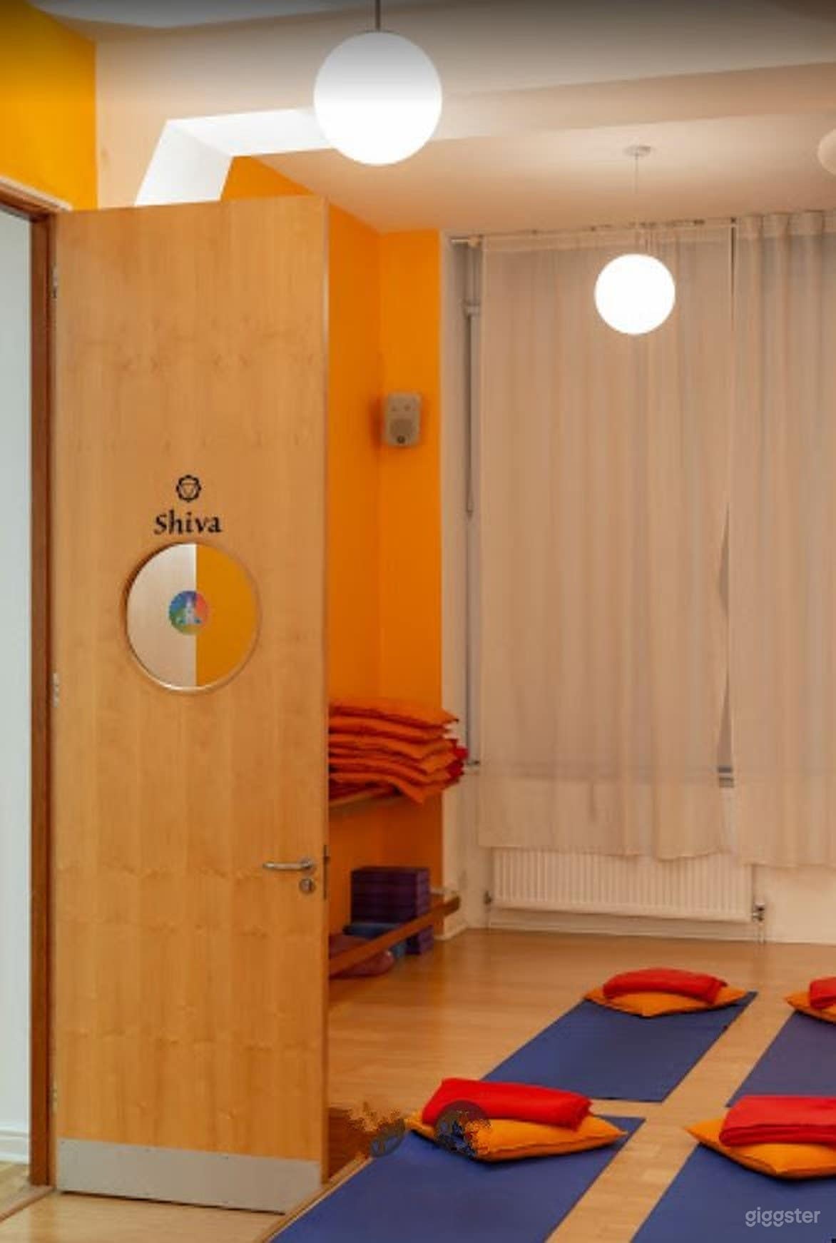 Shiva (70 sqm studio) Yoga Studio Photo 4