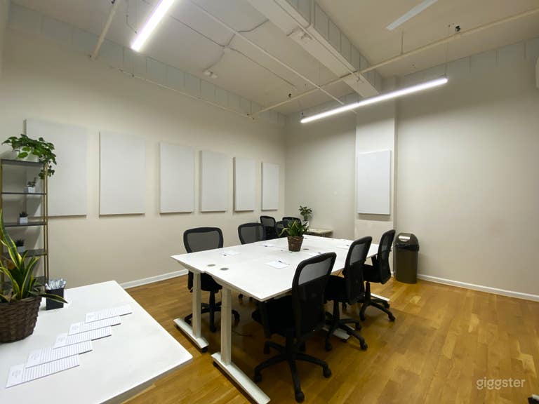  Cre8ive 3-4: Chelsea Conference/Meeting Room 