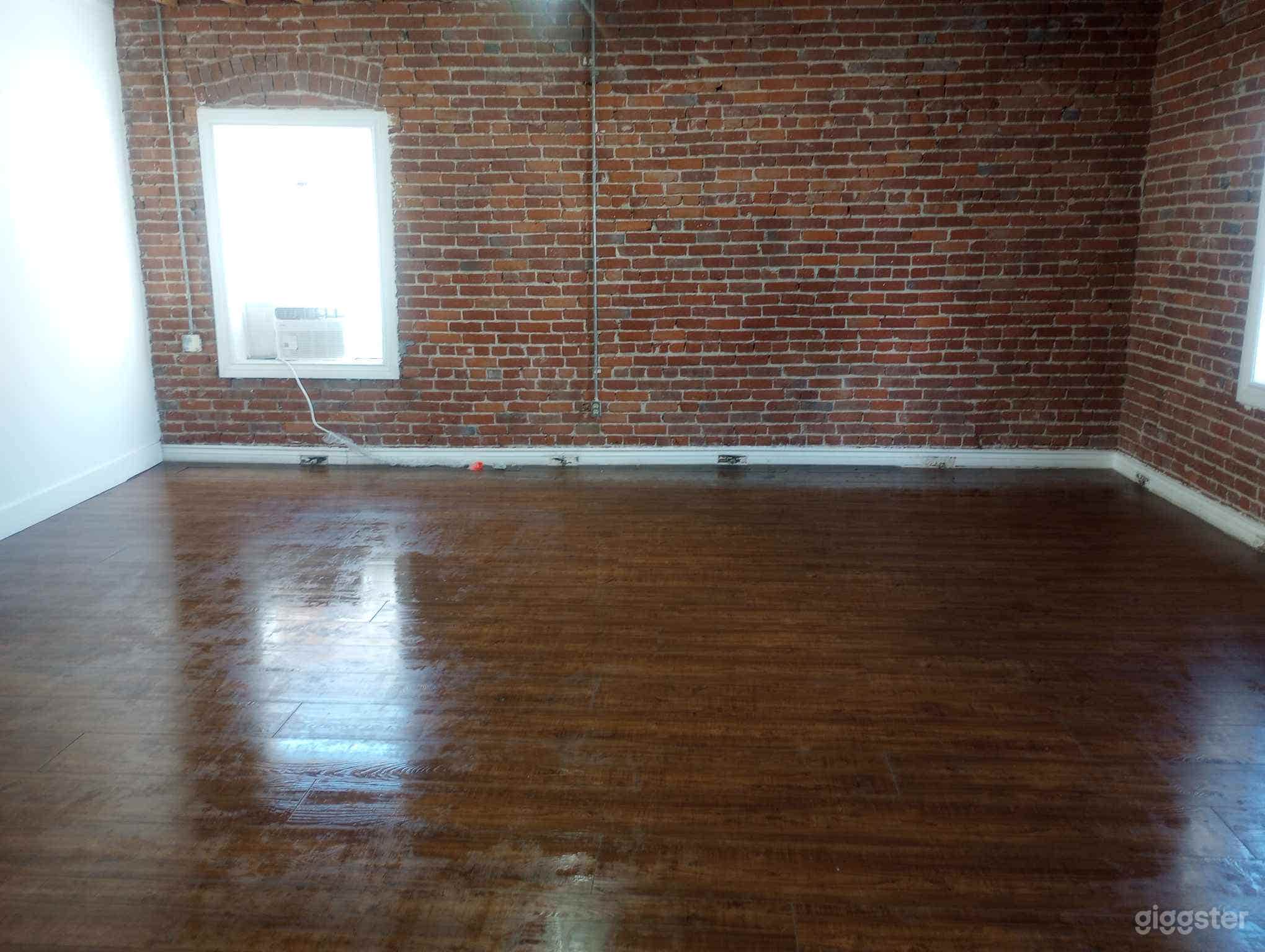 Smooth Wood floor Dance Room 2 DTLA Photo 2