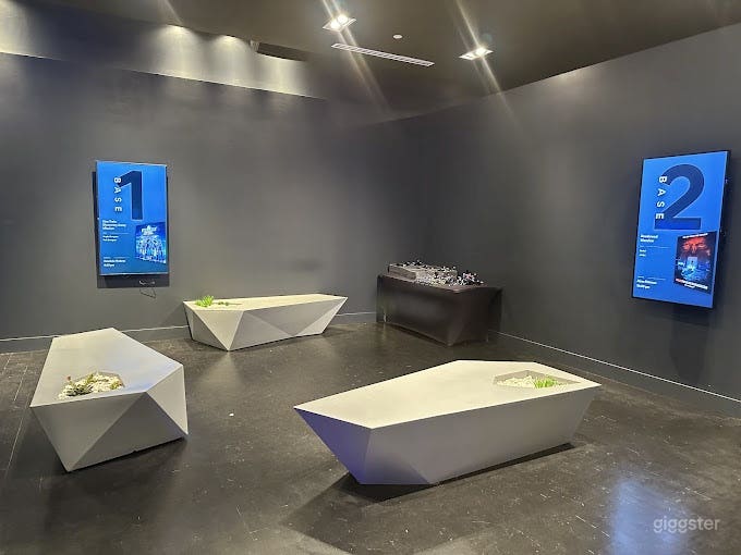  Modern & Futuristic VR Space in Grand Canal 