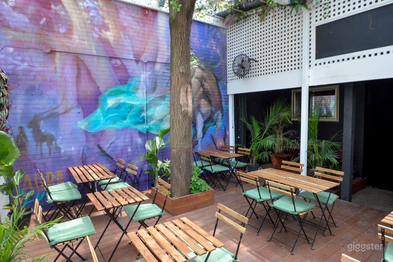  Tropical Paradise in The Heart of Downtown Toronto 