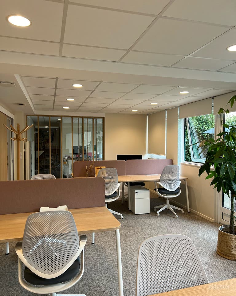  Modern Coworking Space 