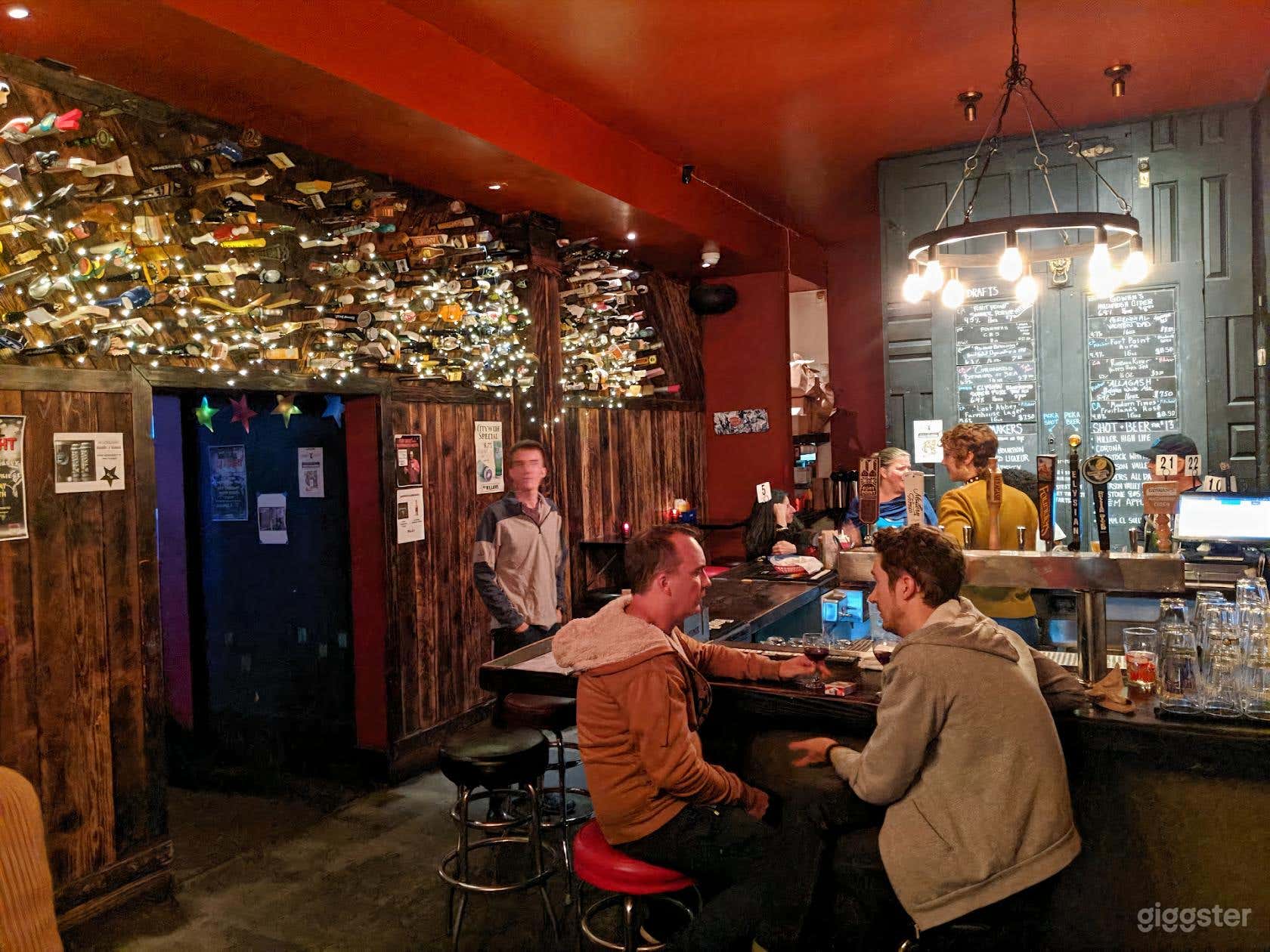 Amazing Local Hangout Spot in San Francisco (Buyout) Photo 2