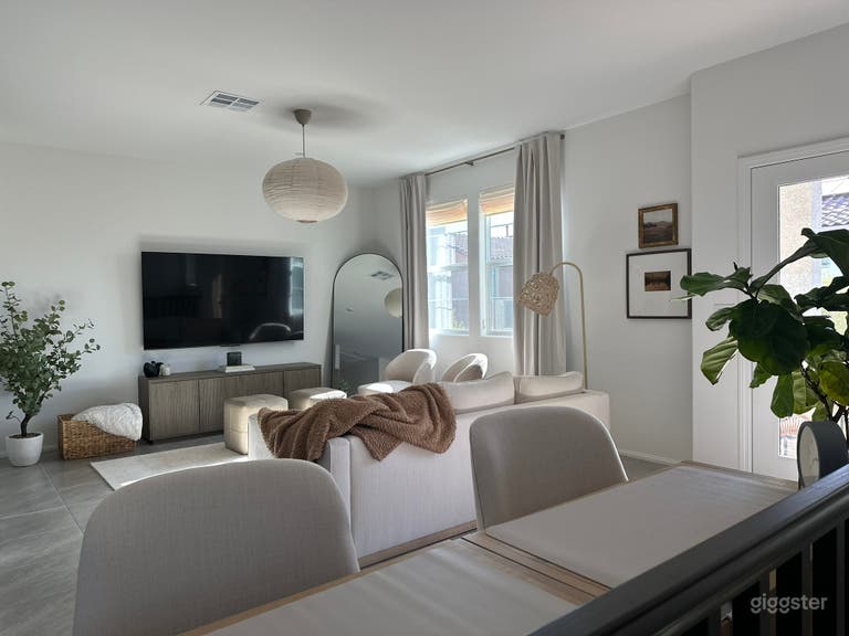  Zen Retreat: Professionally Designed Japanese Home 