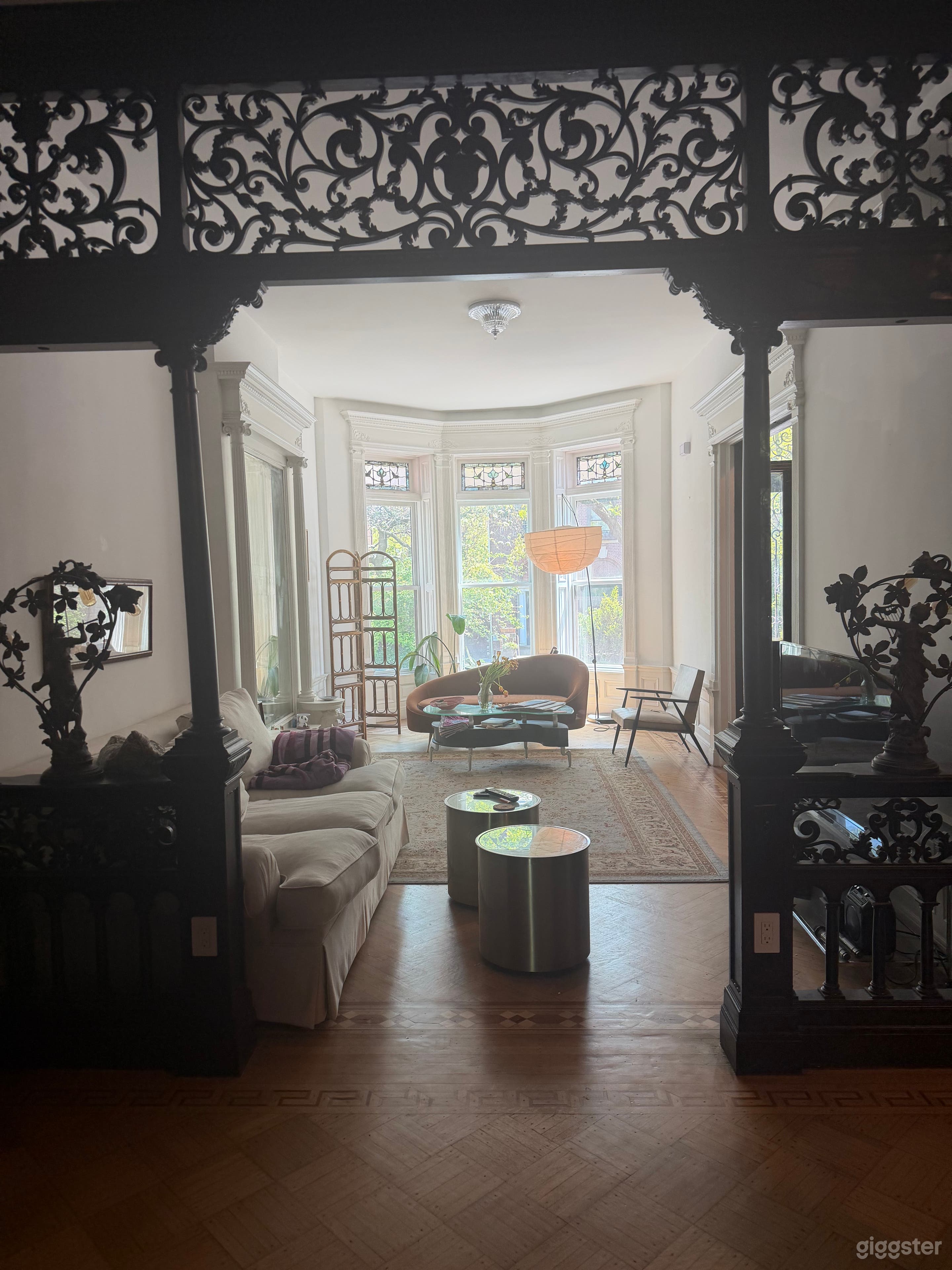 Beautiful brownstone Photo 2