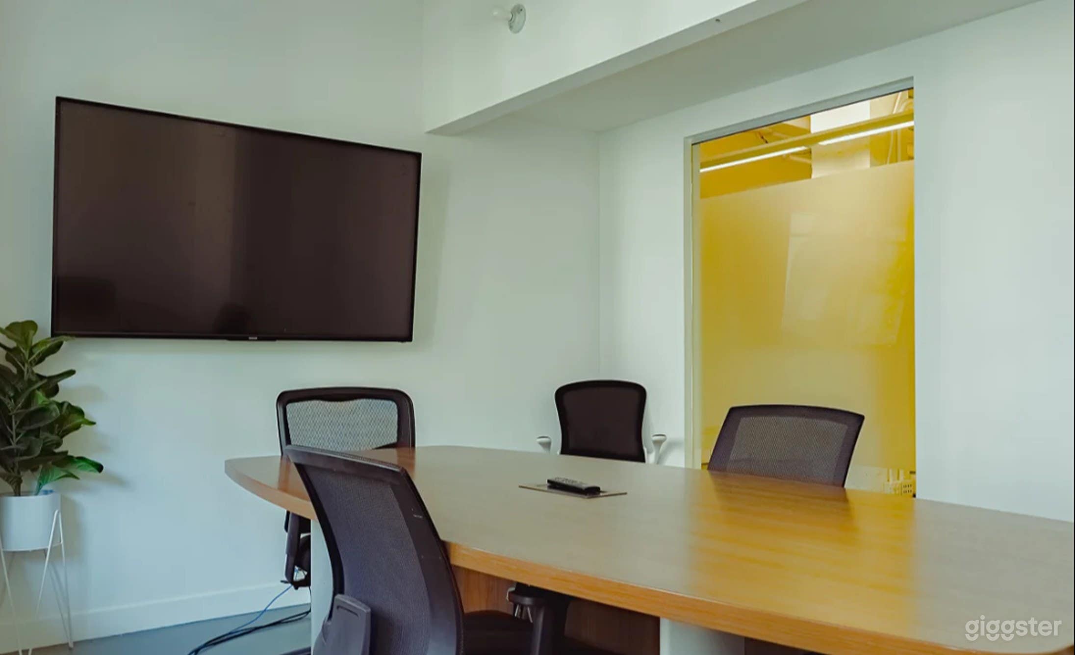 Downtown Meeting Space (B) Photo 4