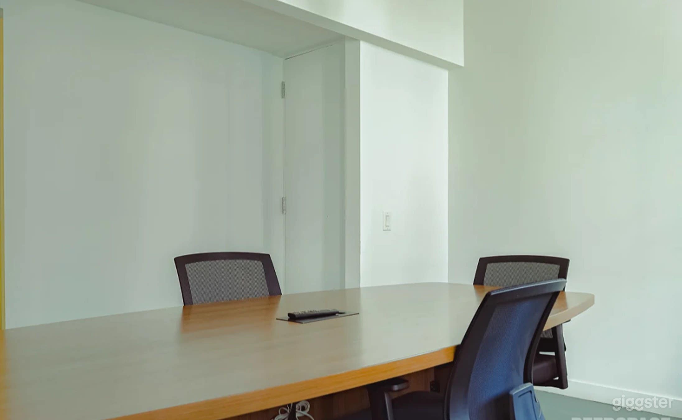 Downtown Meeting Space (B) Photo 2