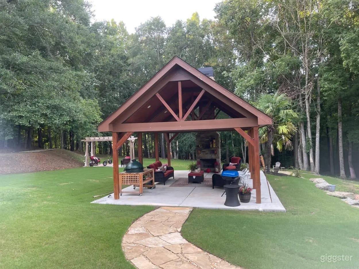 Backyard Oasis with Outdoor Kitchen Photo 1