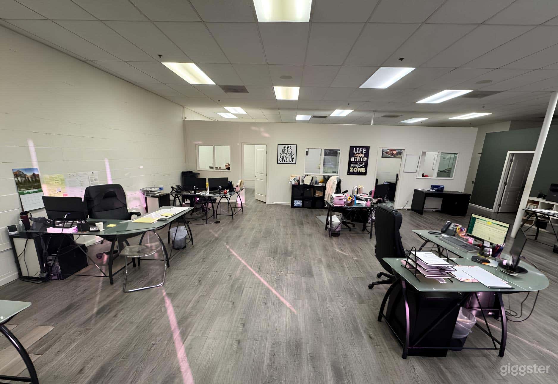 Versatile Main Office Floor for Productions Photo 2