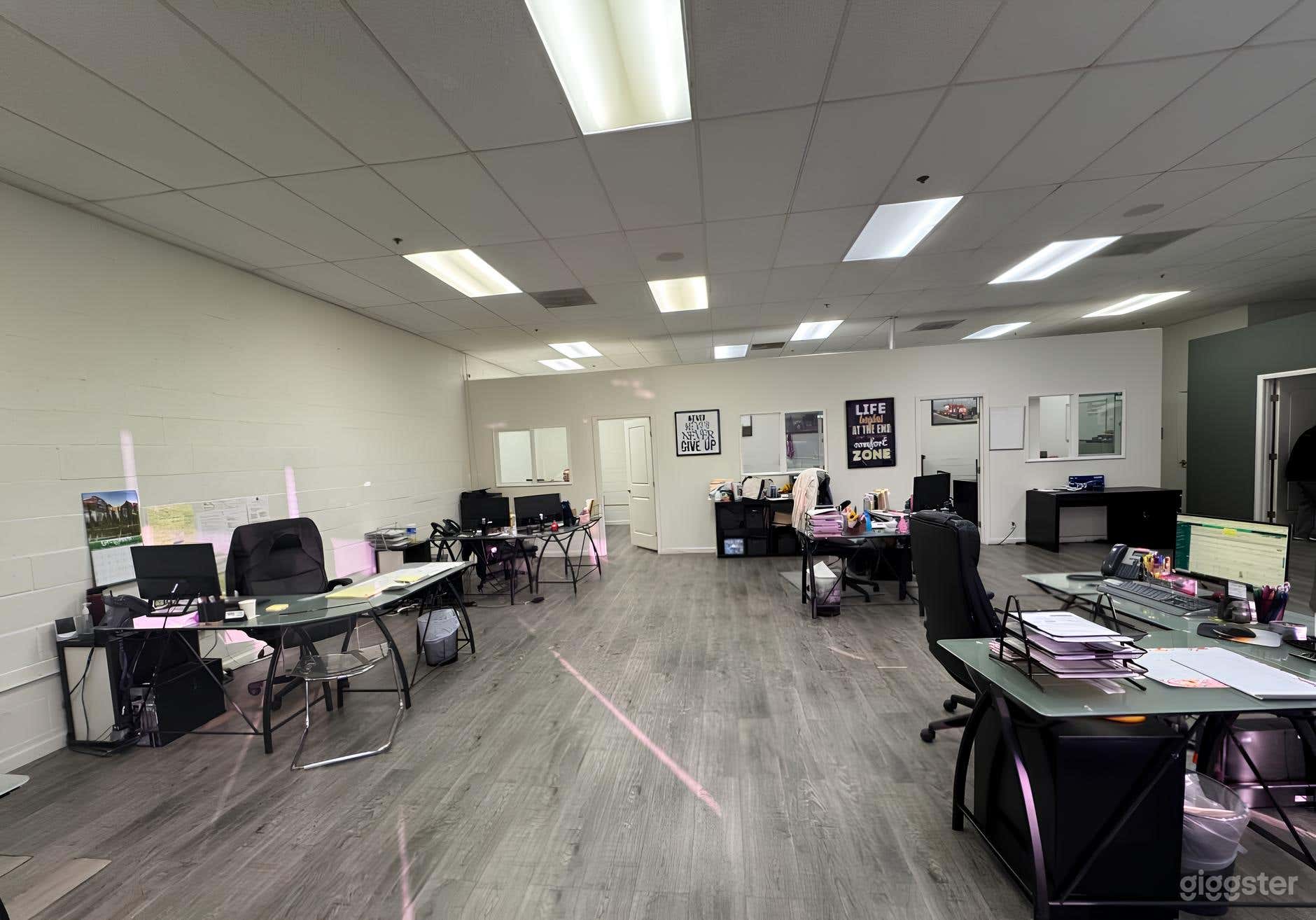 Versatile Main Office Floor for Productions Photo 1