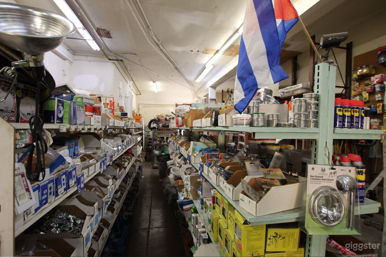 Shot of middle aisle. 