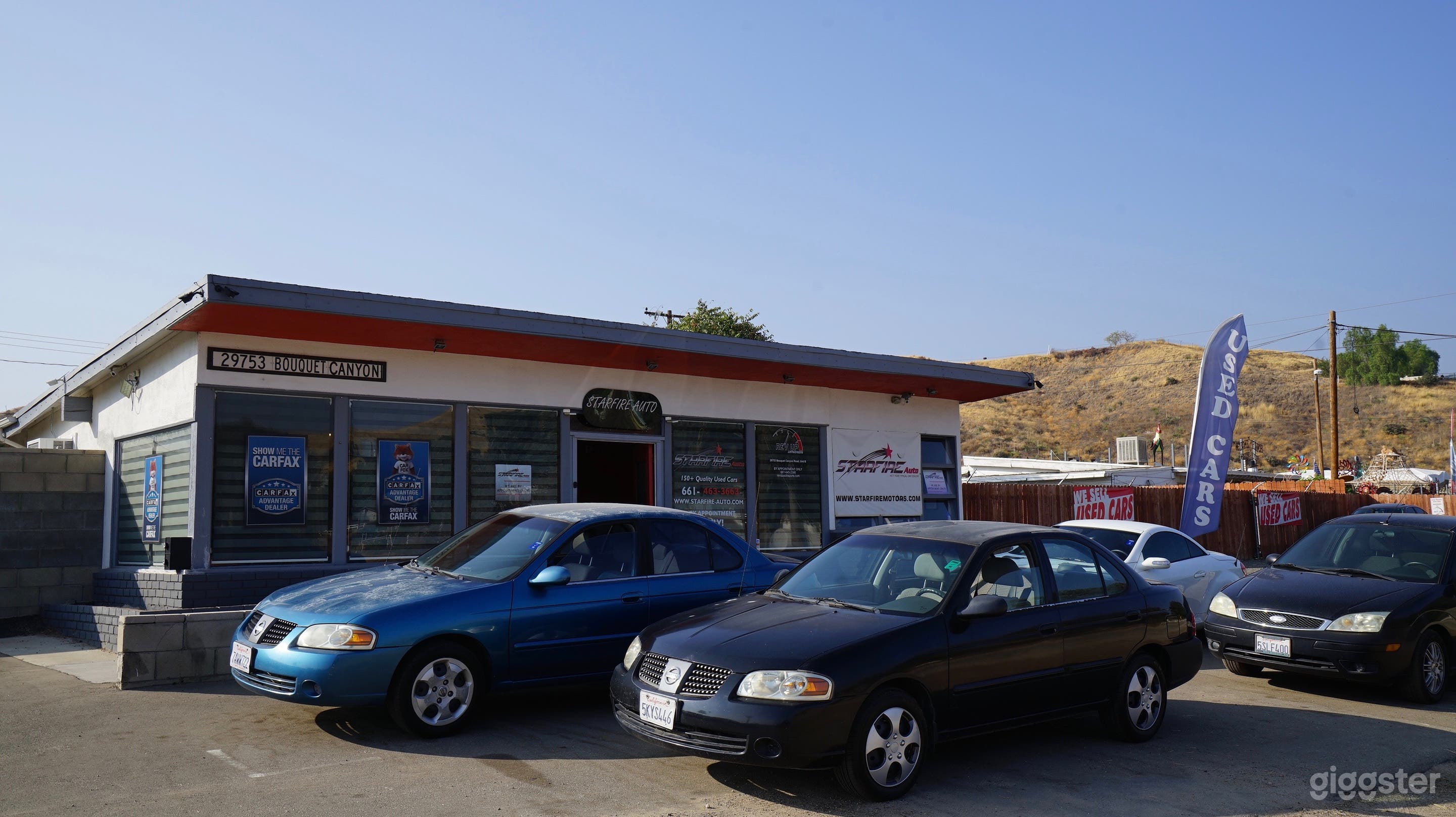 Rural used car dealership, antique store, on HWY! Photo 3
