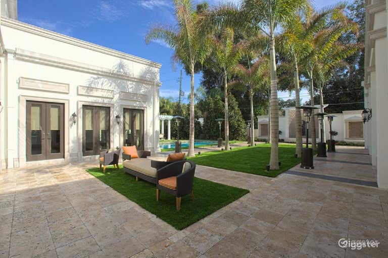  Formal Pool & yard. Film production / Events 