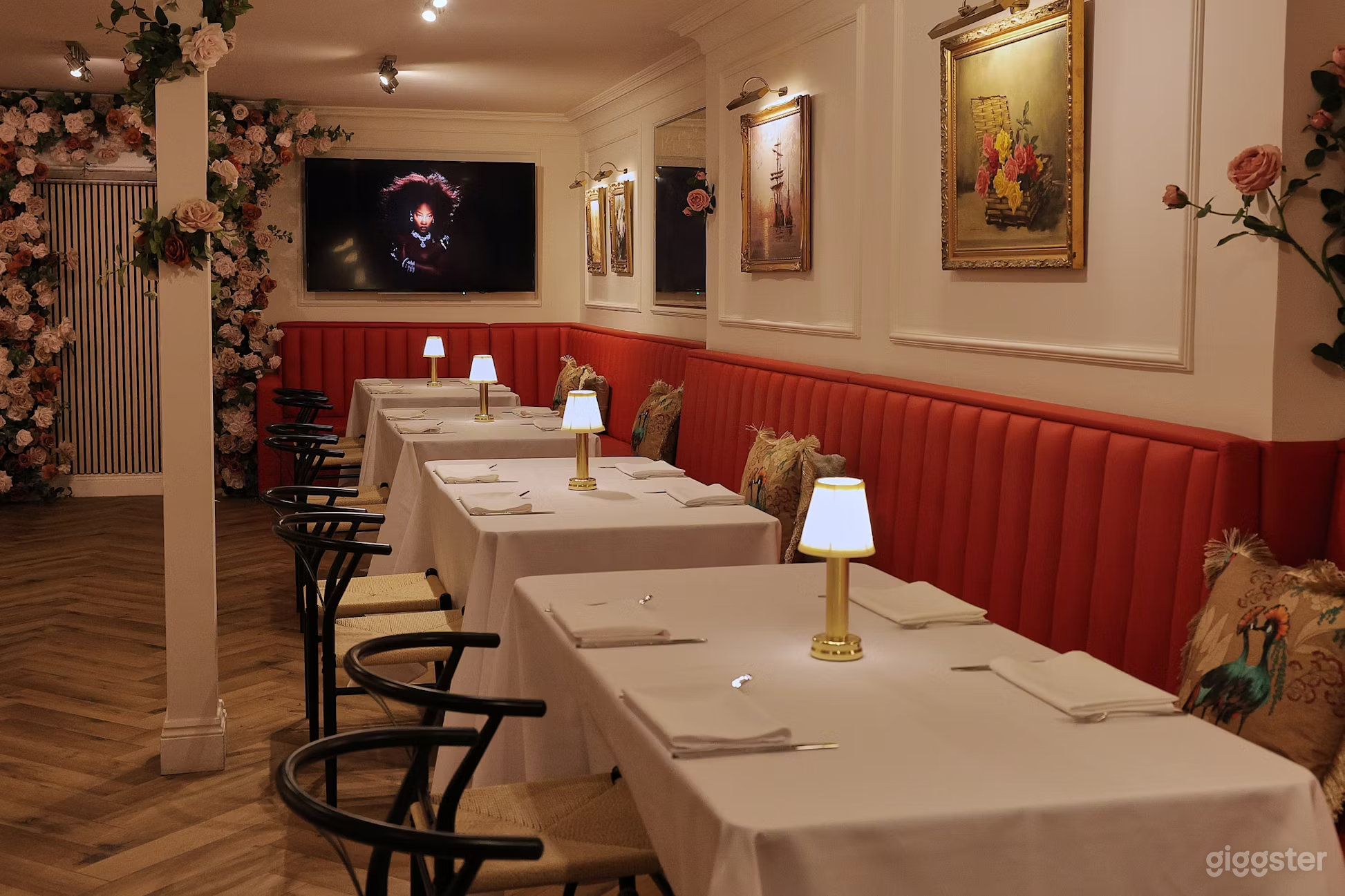 The Orange Room Photo 3