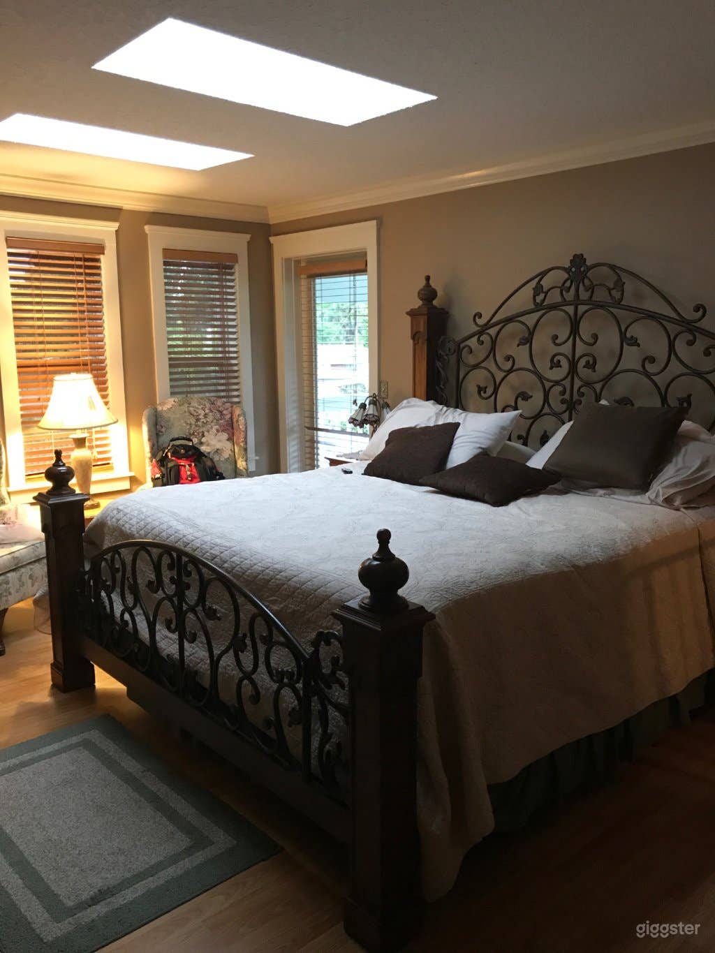 Mesmerized Moon River Suite Room Photo 2