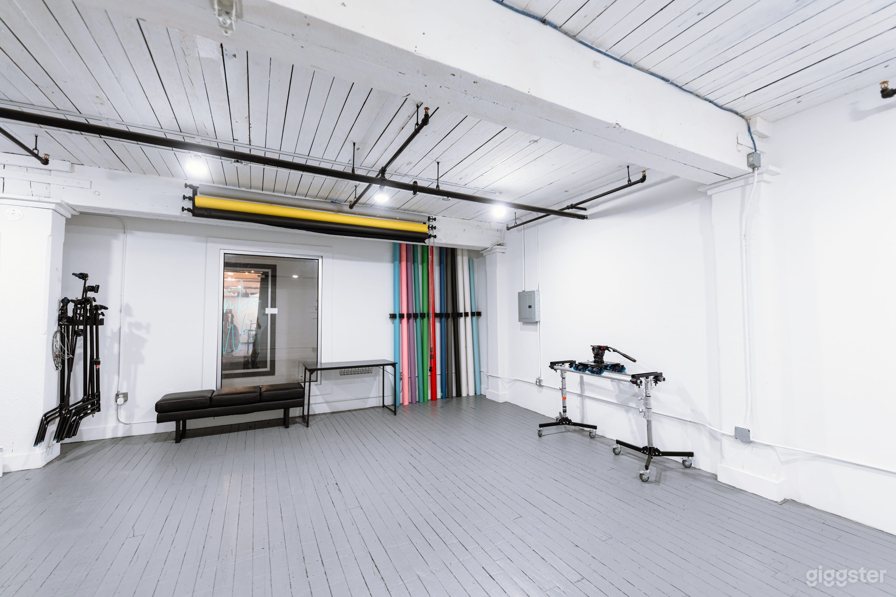 All White Studio | Lighting, Dolly & Backdrops | 700sqft Photo 4