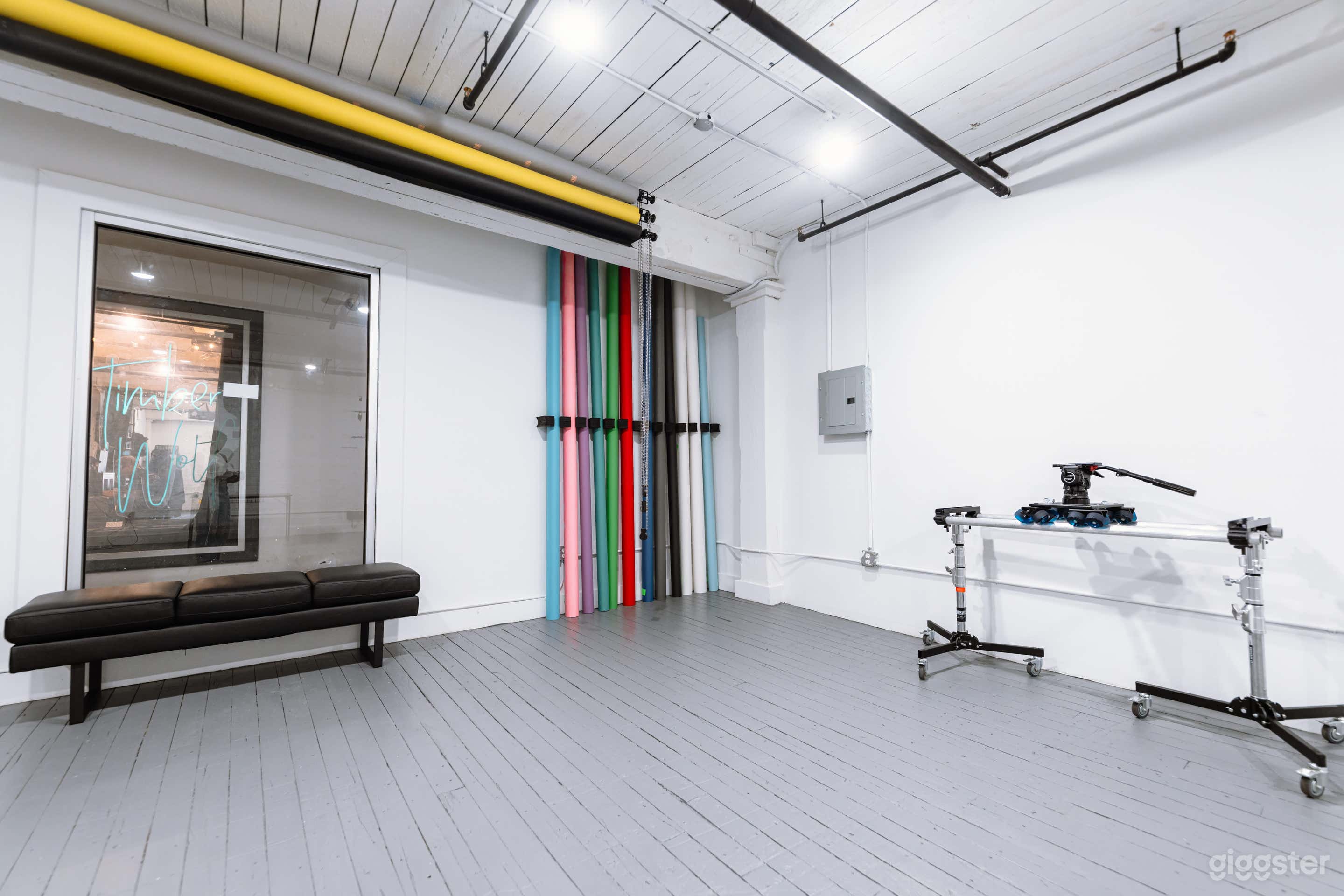 All White Studio | Lighting, Dolly & Backdrops | 700sqft Photo 1
