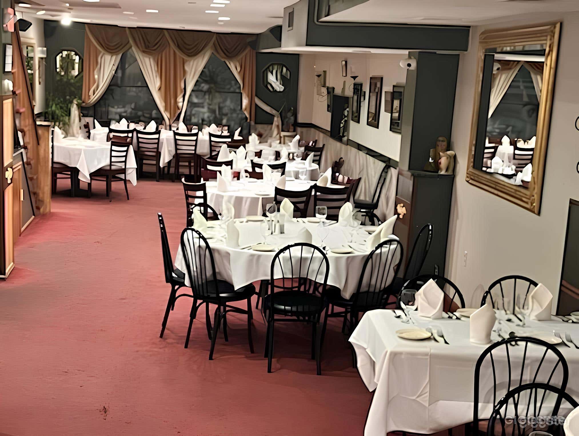 Sophisticated Italian Dining Room Photo 3