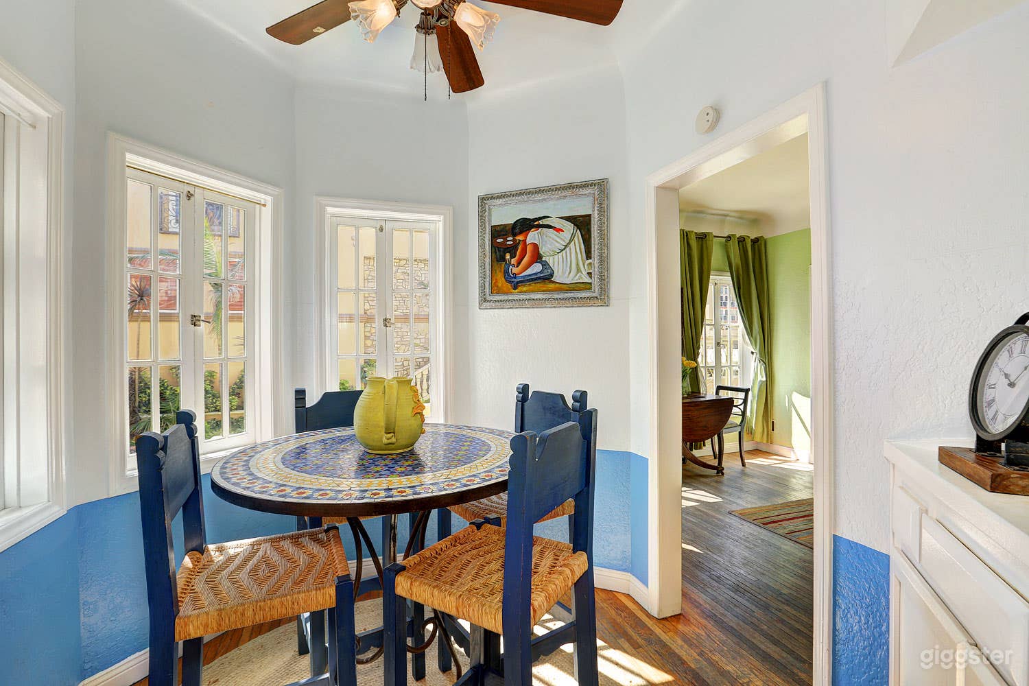 Beachfront Strand House with Rooftop Bar  Photo 3