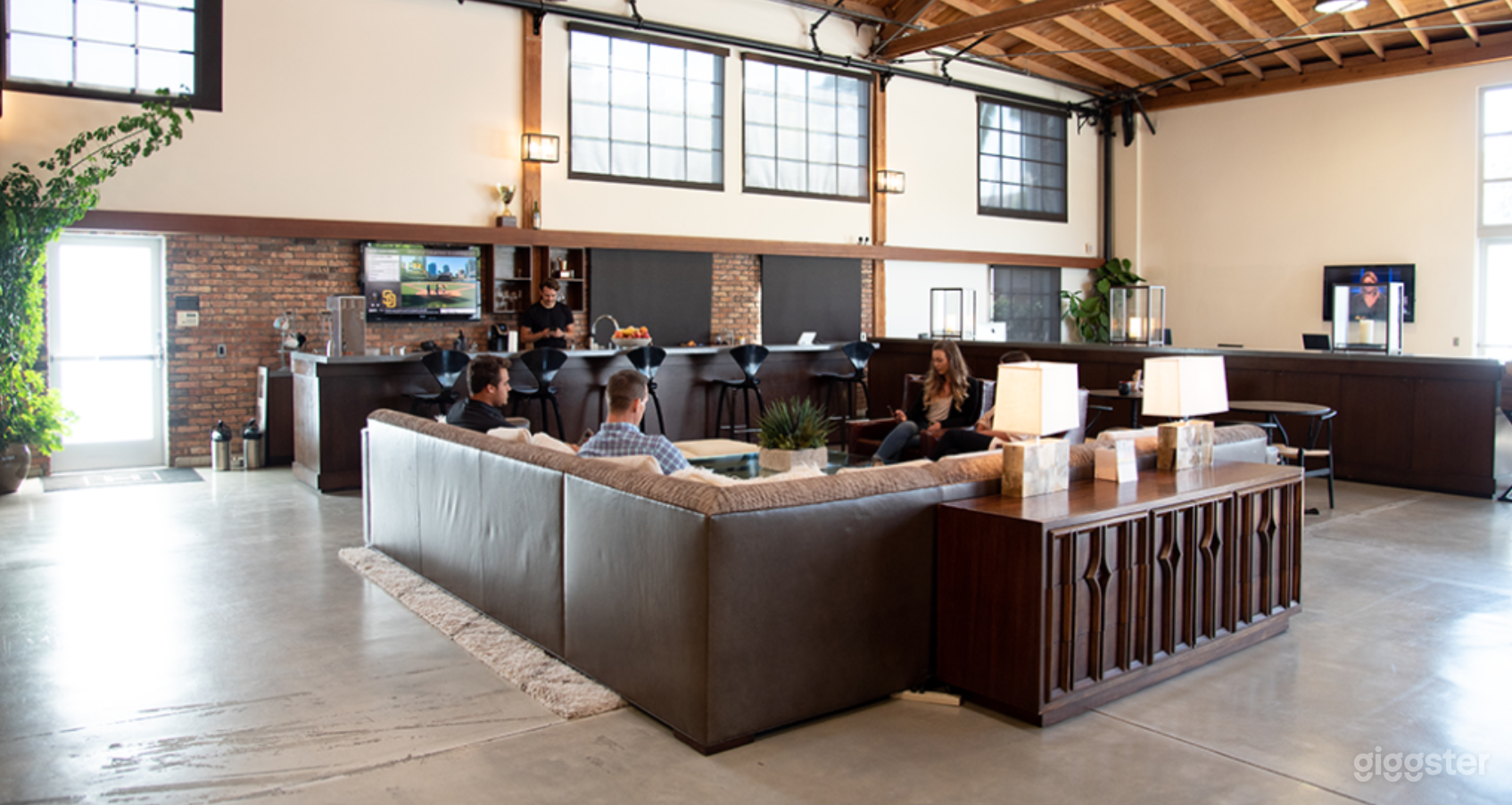 Conference Room  Photo 3