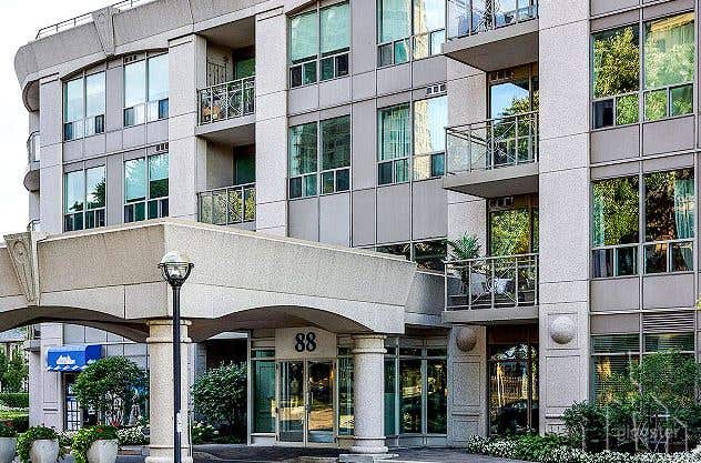 Huge Penthouse Waterview Natural Light Photo 1