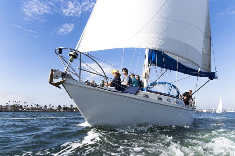  35" 1972 Ericsson Sailboat 