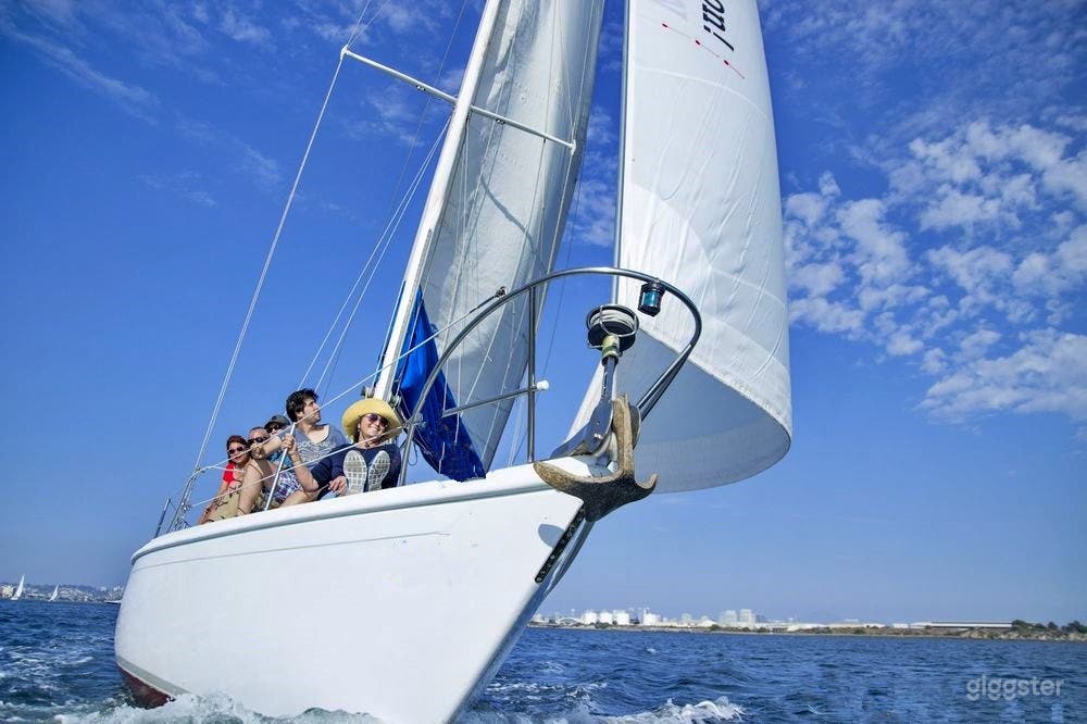 35" 1972 Ericsson Sailboat Photo 2