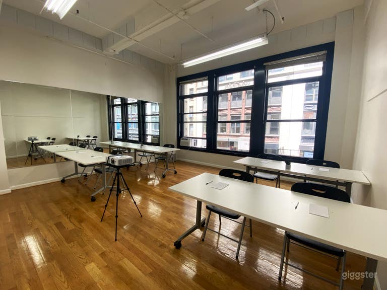  Cre8ive 2-5: Flexible Chelsea Space 