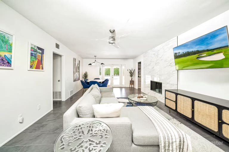  Elegant & Light-Filled Home — Premium Location 