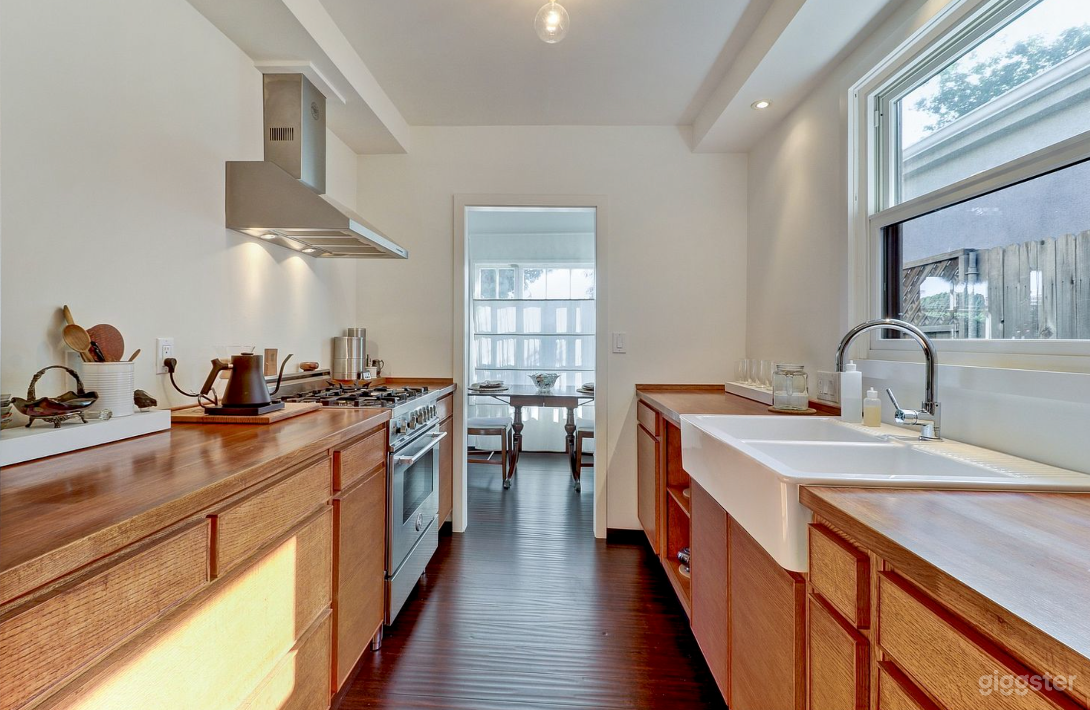 Japanese Zen Cottage, Garden, and Artist Studio Photo 3