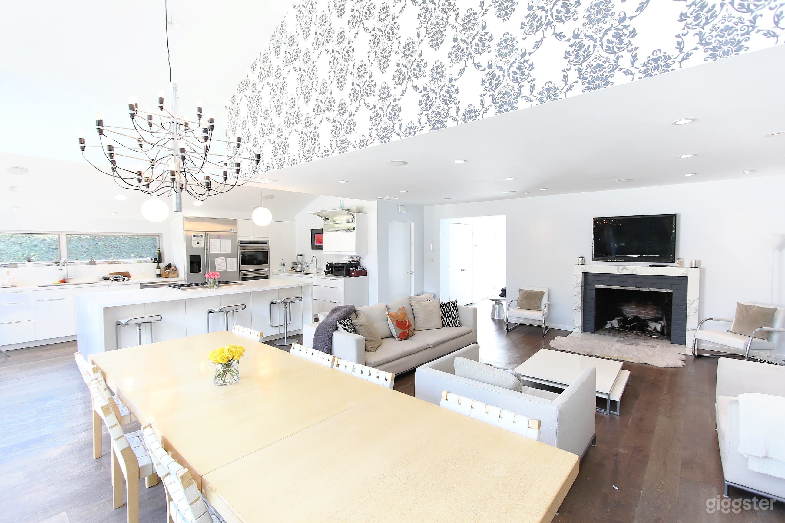 Modern Style Interior-Americana Photo 2