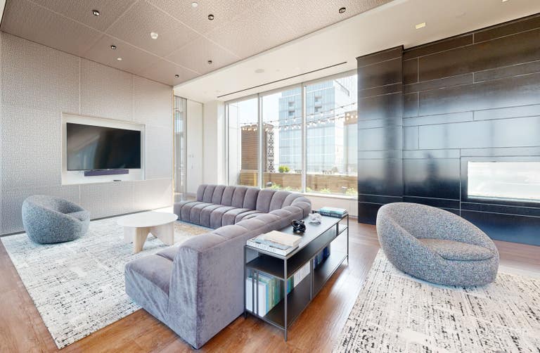  Panoramic Boston Views from 35th-Floor Event Space 