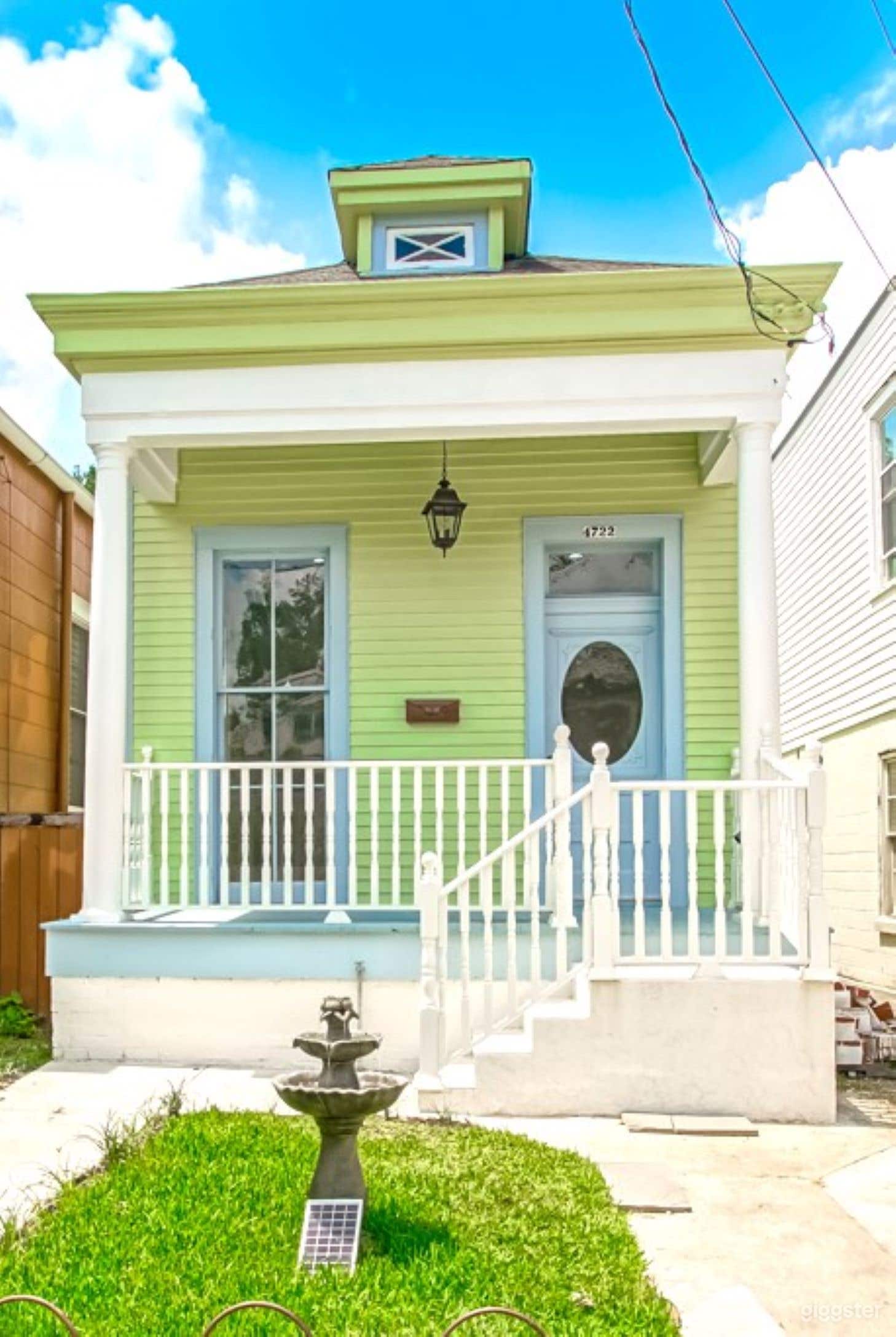 New Renovated -New Orleans Side Hall 