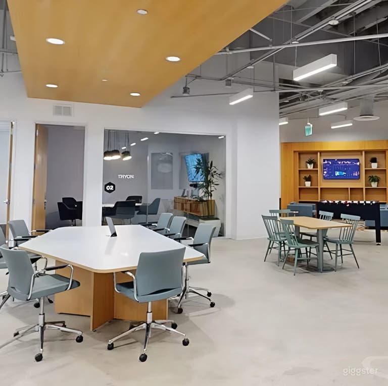  Private Meeting Rooms with AV, Wi-Fi & On-Site Parking 