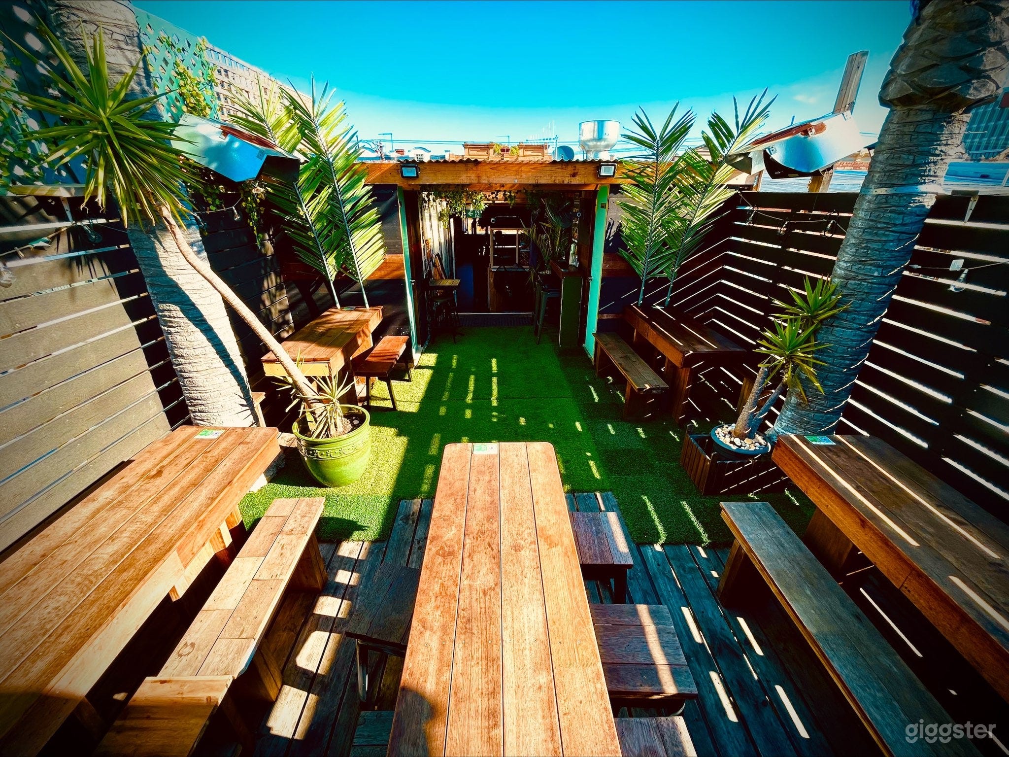 Cozy Rooftop Outdoors | Rooftop Bar in Abbotsford Photo 2