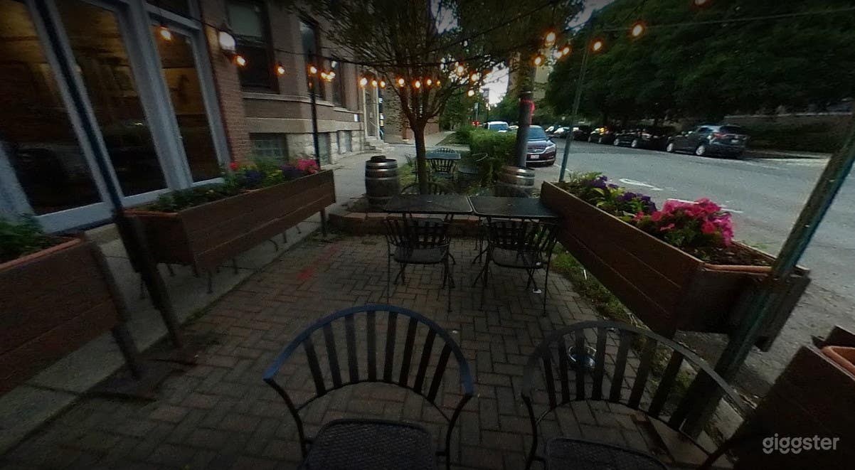 Open Air Outdoor Patio in Illinois Photo 2