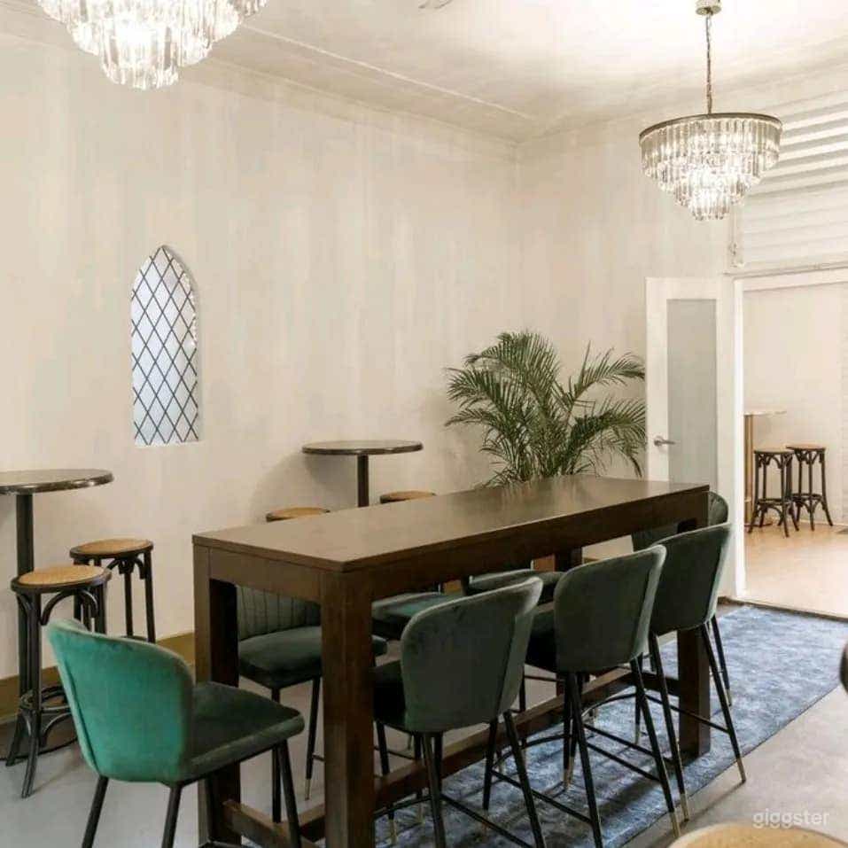 Art-Deco Function Space - Safari Inspired Bar in Gosford  Photo 2