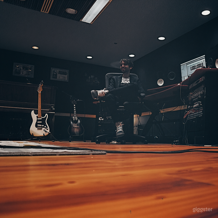  Spacious Recording Studio in Downtown Vancouver 