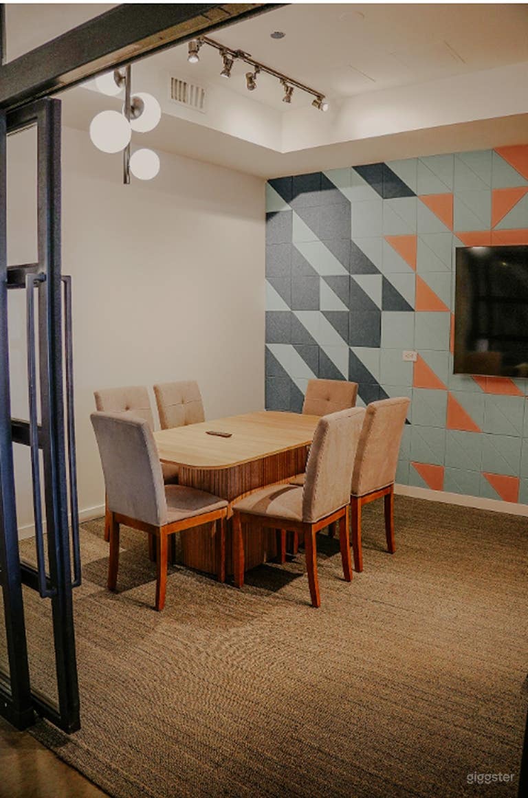  Contemporary, Mid-Century Modern Office Space 