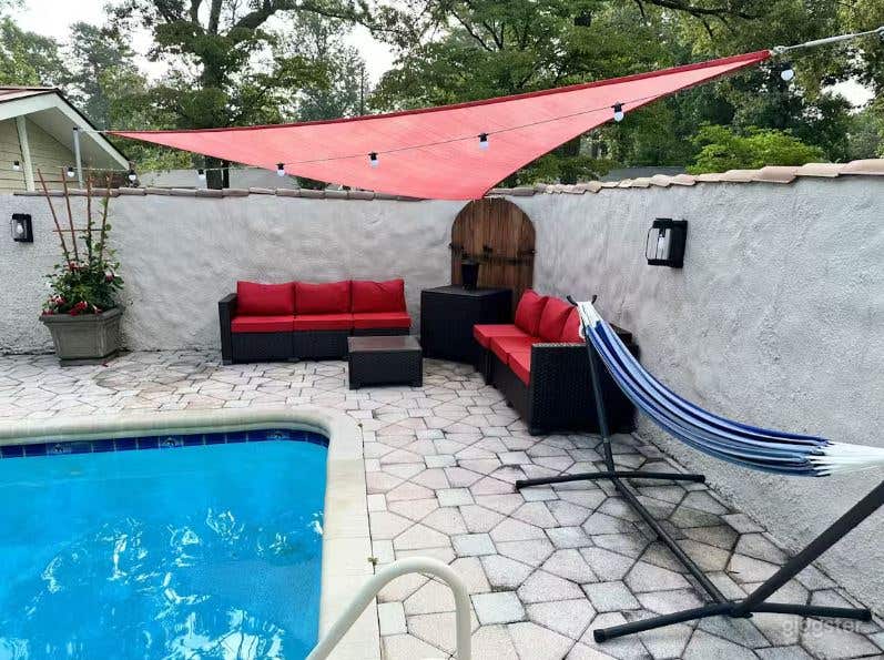  Spanish-style Pool Paradise Photo 4