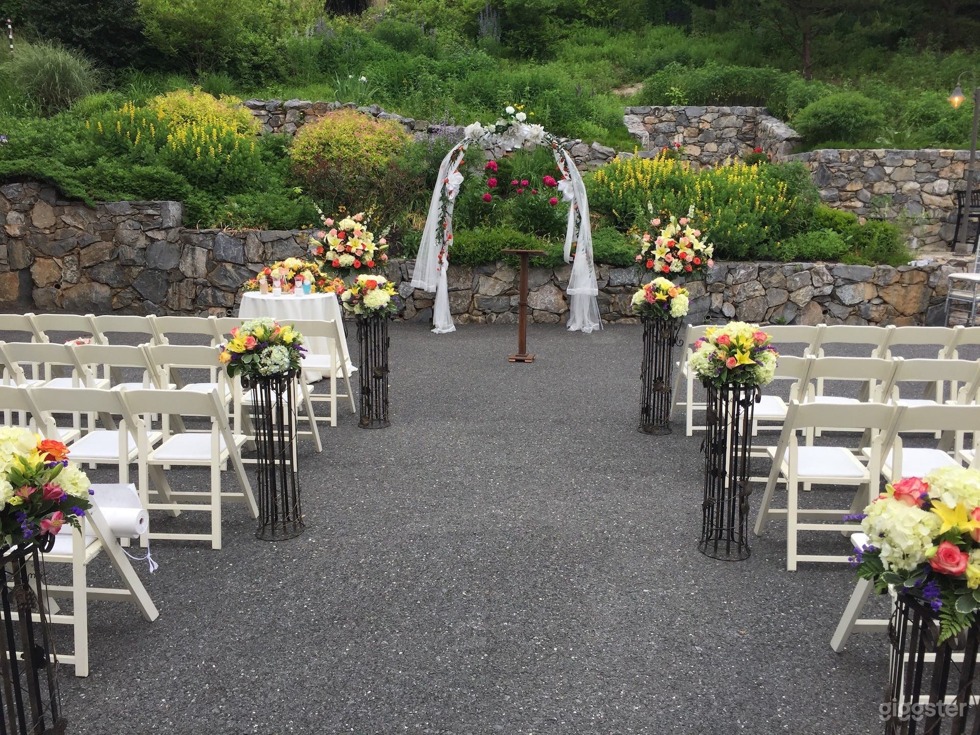 Outdoor Wedding Venue in Clarksburg Photo 3